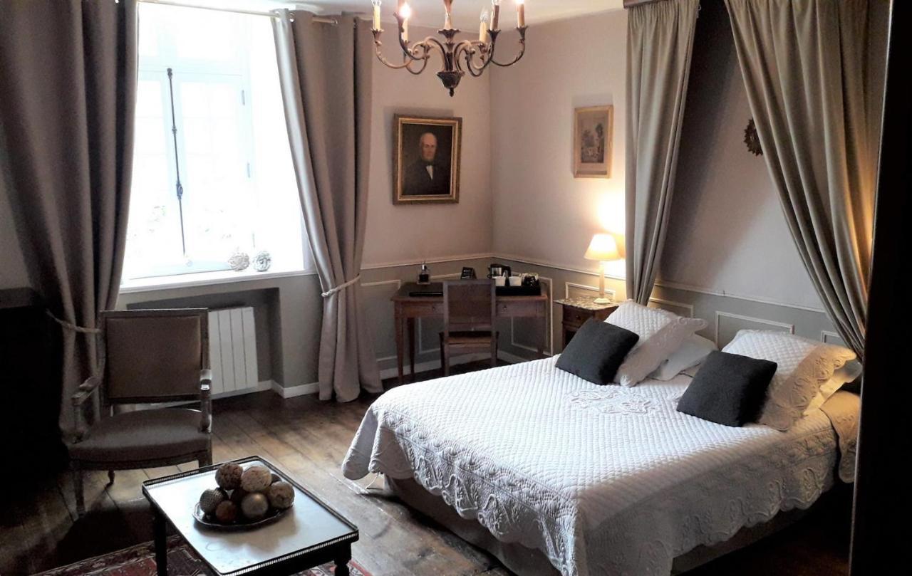 Manoir De La Baronnie Bed and Breakfast Σεν Μαλό Εξωτερικό φωτογραφία