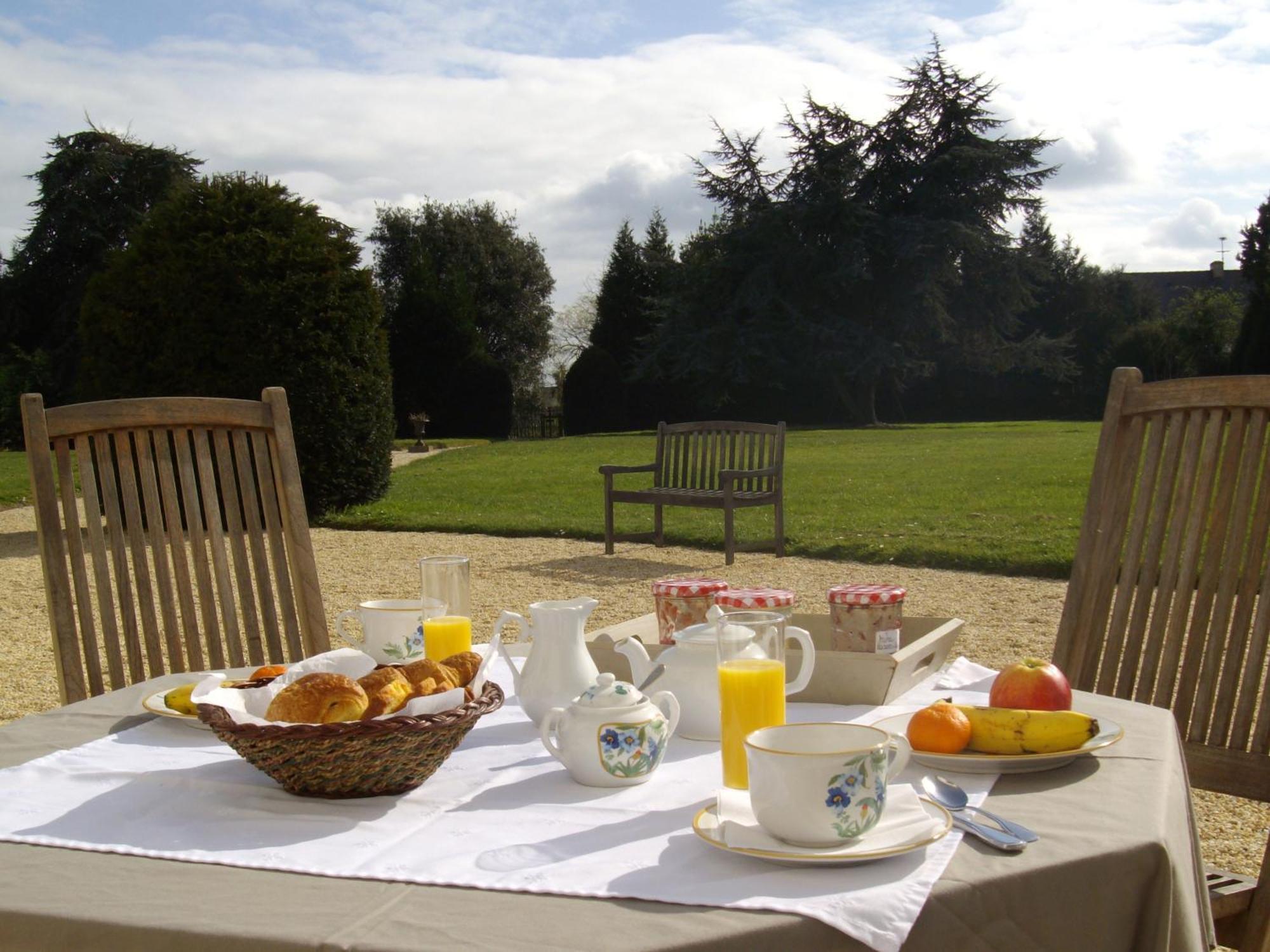 Manoir De La Baronnie Bed and Breakfast Σεν Μαλό Εξωτερικό φωτογραφία