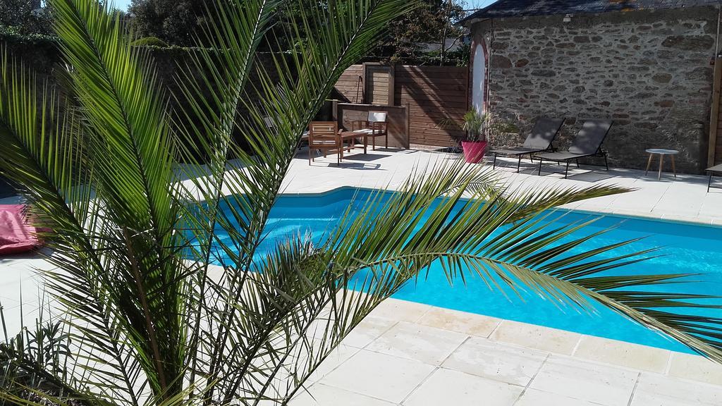 Manoir De La Baronnie Bed and Breakfast Σεν Μαλό Εξωτερικό φωτογραφία